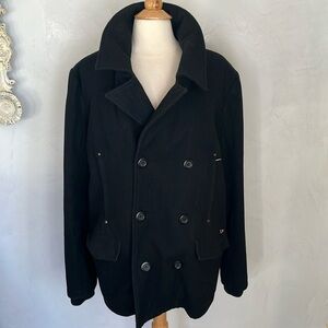 Guess Men’s Wool Blend Double breasted Pea Coat w/int.& exterior pockets Size L